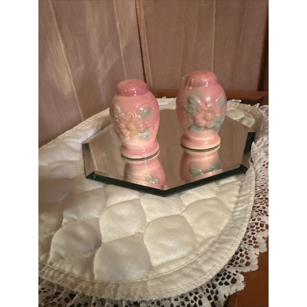 Vintage‎ Hull Pink Sunglow Pottery Salt & Pepper Shakers Floral